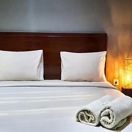 N1 Hotel Tanah Abang Jakarta Buitenkant foto