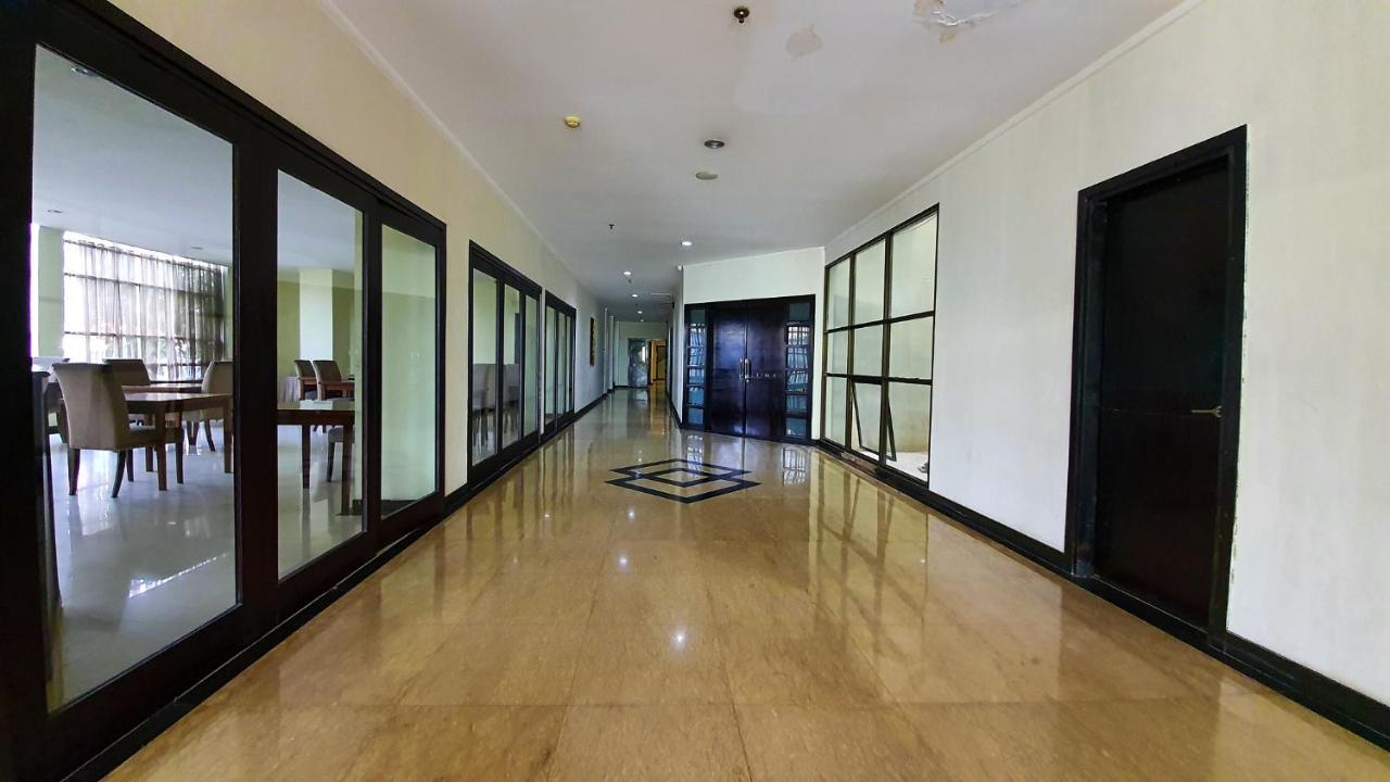 N1 Hotel Tanah Abang Jakarta Buitenkant foto